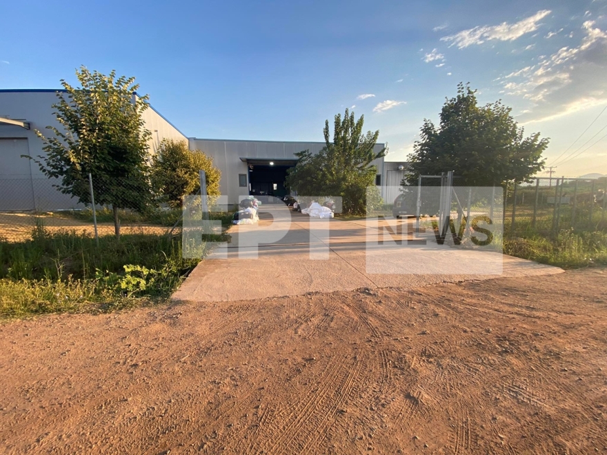 Μεσσήνη: «Τη βρήκα να κλαίει και να προσπαθεί να σκουπίσει το υγρό από το πρόσωπό της» λέει ο εργοδότης της 49χρονης