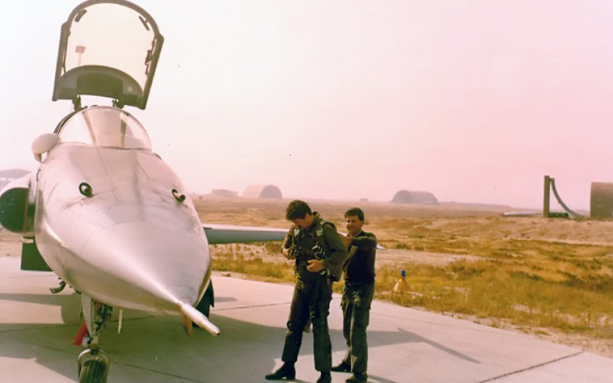 Ιούλιος 1974: Οι άγνωστες ελληνοτουρκικές αερομαχίες στο Αιγαίο και τα αεροπλάνα  που δεν πήγαν ποτέ στην Κύπρο