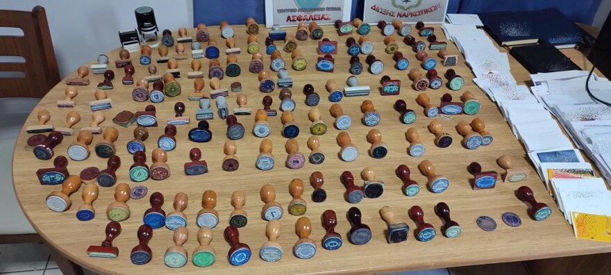 Το Λιμενικό εξάρθρωσε κύκλωμα που εξέδιδε πλαστά πιστοποιητικά ναυτικής ικανότητας