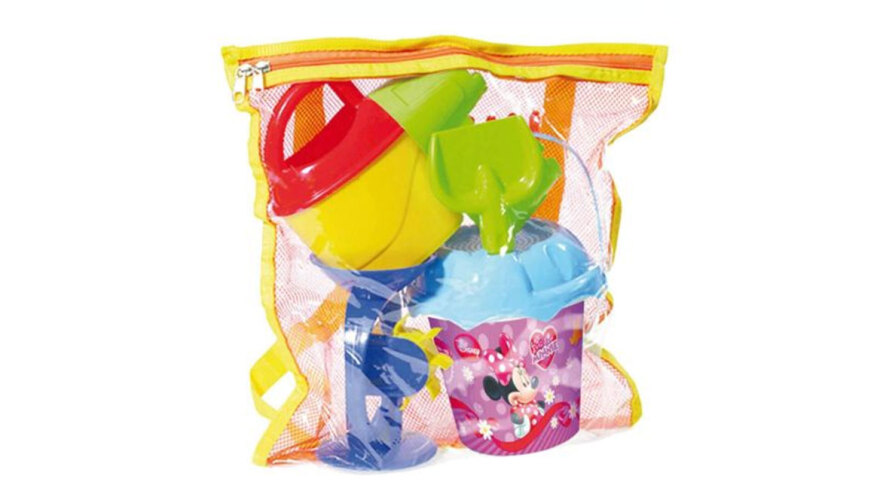 Στη θάλασσα με το παιδί: Όσα πρέπει να έχεις μαζί σου για να είσαι απολύτως προετοιμασμένη