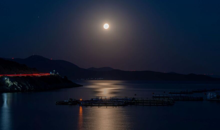 Πανσέληνος: Εντυπωσιακές εικόνες από το «Φεγγάρι του Οξύρρυγχου» - Δείτε φωτογραφίες