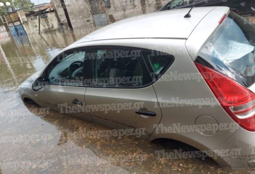 Βόλος: Ισχυρό μπουρίνι - Δείτε βίντεο και φώτο