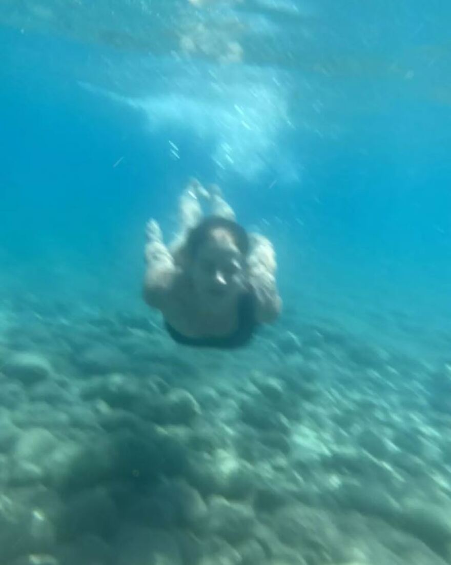 Δανάη Μιχαλάκη: Οι φωτογραφίες κάτω από τη θάλασσα