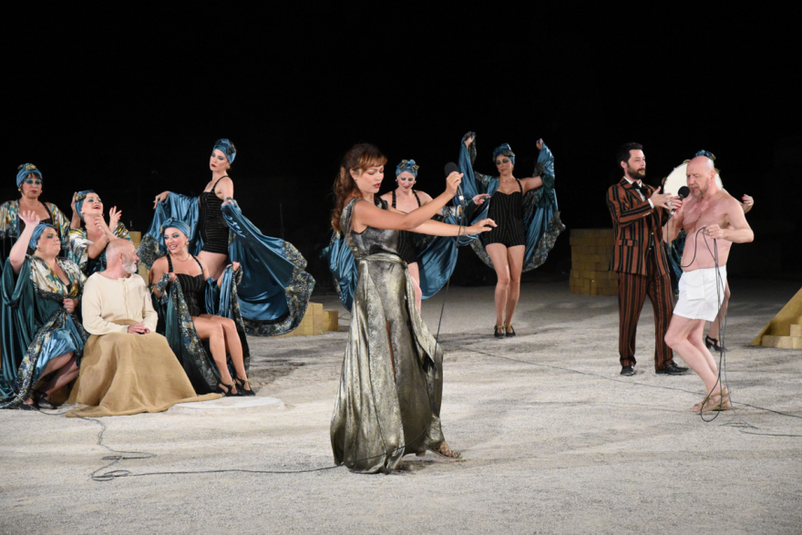 Καταχειροκροτήθηκε η «Ελένη» στο Αρχαίο Θέατρο Επιδαύρου