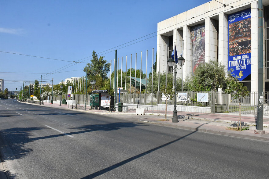 Αθήνα: Πάνω από 1.000 τουρίστες είδαν την αλλαγή της προεδρικής φρουράς - Βίντεο και φωτογραφίες