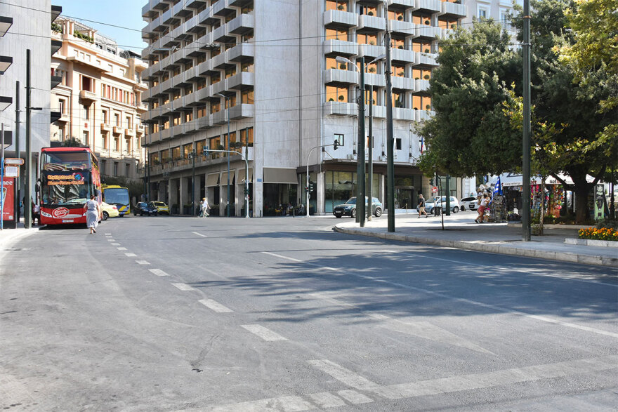 Αθήνα: Πάνω από 1.000 τουρίστες είδαν την αλλαγή της προεδρικής φρουράς - Βίντεο και φωτογραφίες