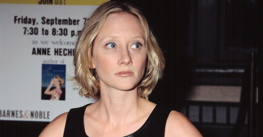 Αν Χες: Με δάκρυα στα μάτια την αποχαιρετά ο πρώην σύζυγός της