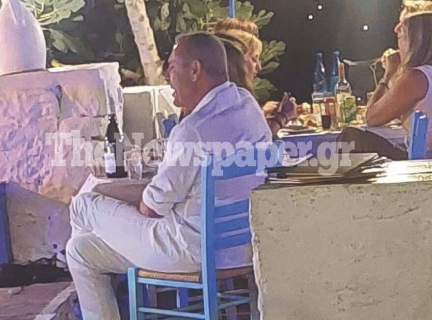 Πάνος Καμμένος: Διακοπές στη Σκόπελο με χαλαρή διάθεση - Φωτογραφίες