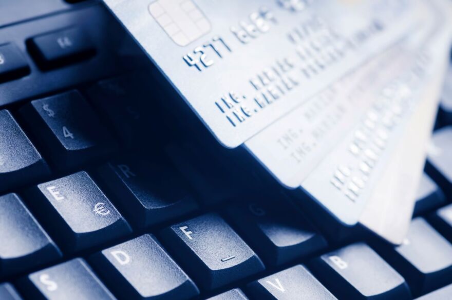 Με sms ή κλήση η χρήση κάρτας πάνω από τα 1.000 ευρώ