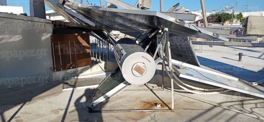 Βόλος: Εικόνες καταστροφής άφησε πίσω της η «ψυχρή λίμνη» - Πλημμύρισαν δρόμοι και καταστήματα