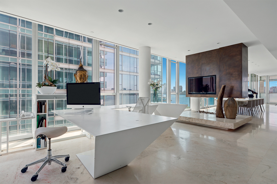 Χιου Τζάκμαν: 39 εκατ. δολάρια για το παλάτι του στο Μανχάταν