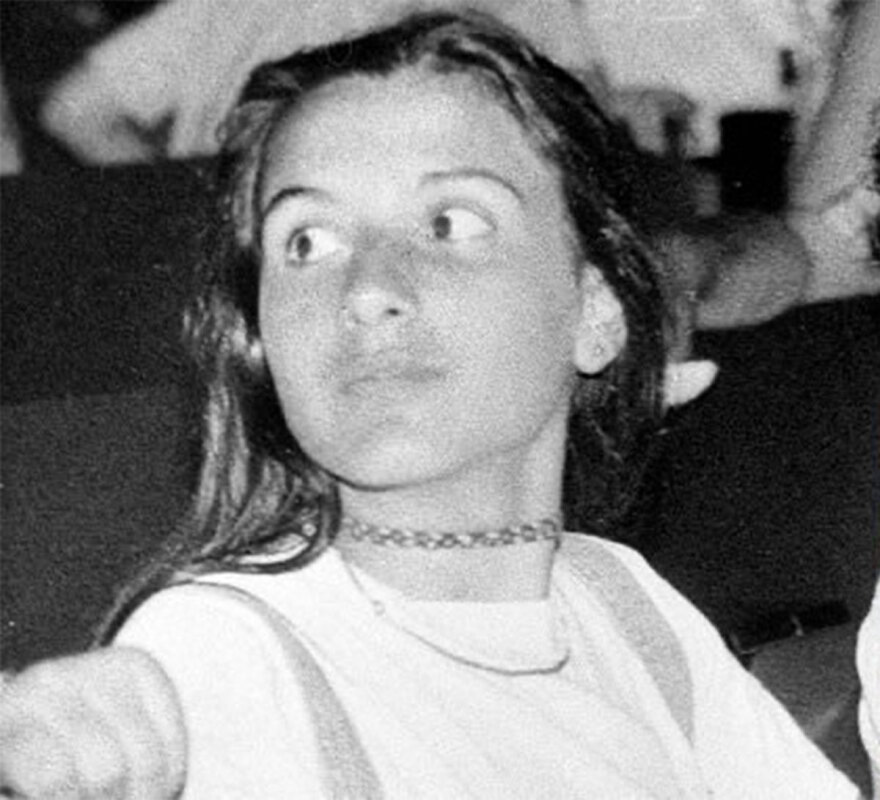 Η χρεωκοπημένη τράπεζα του Βατικανού, η μαφία, ο κρεμασμένος και το κορίτσι που εξαφανίστηκε