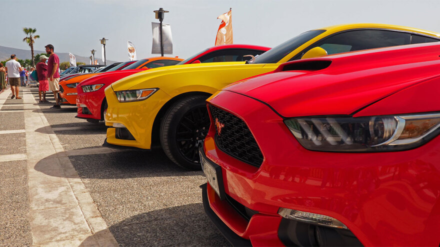 Κλασικά αυτοκίνητα και μοτοσικλέτες στον Άλιμο