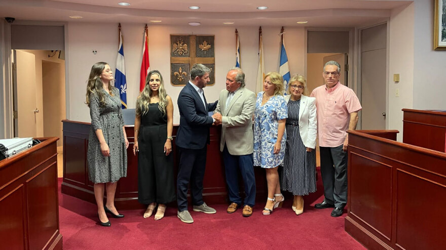 Ανδρουλάκης: «Τα σχολεία της ομογένειας είναι οι πρεσβευτές της ελληνικής γλώσσας και του πολιτισμού»