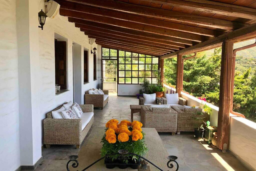 Ο Μπόρις, το σπίτι στην Μεκουνίδα και η έφοδος στα κοτέτσια