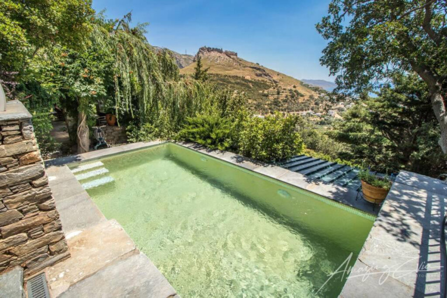 Ο Μπόρις, το σπίτι στην Μεκουνίδα και η έφοδος στα κοτέτσια