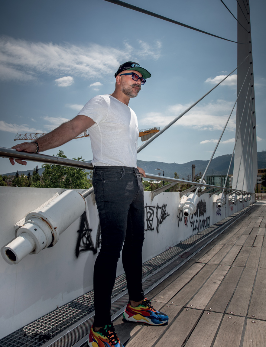 Coyot: Ο συνθέτης των summer hits