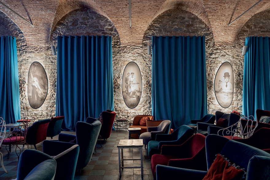 25hours Hotel Florence: Νύχτες για αγίους και αμαρτωλούς