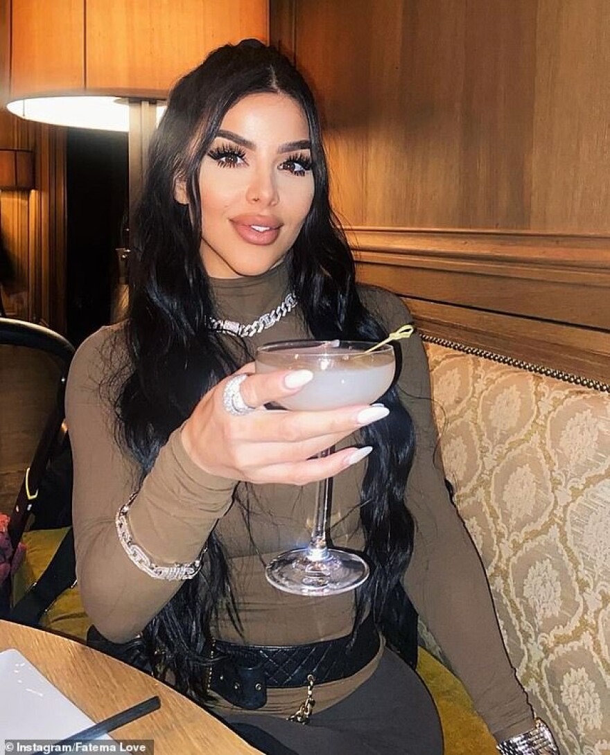 ΗΠΑ: Από πρόσφυγας της Παλαιστίνης, sugar daddy του εαυτού της