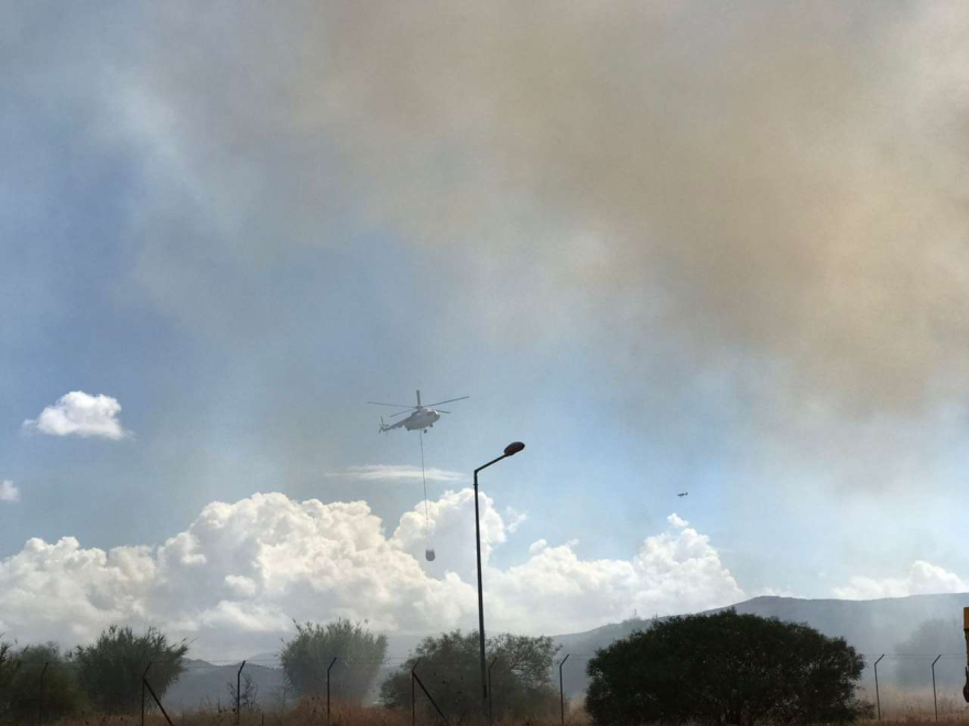 Φωτιά τώρα στη Λευκάδα: Πυρκαγιά στην παλιά χωματερή της Λευκάδας 