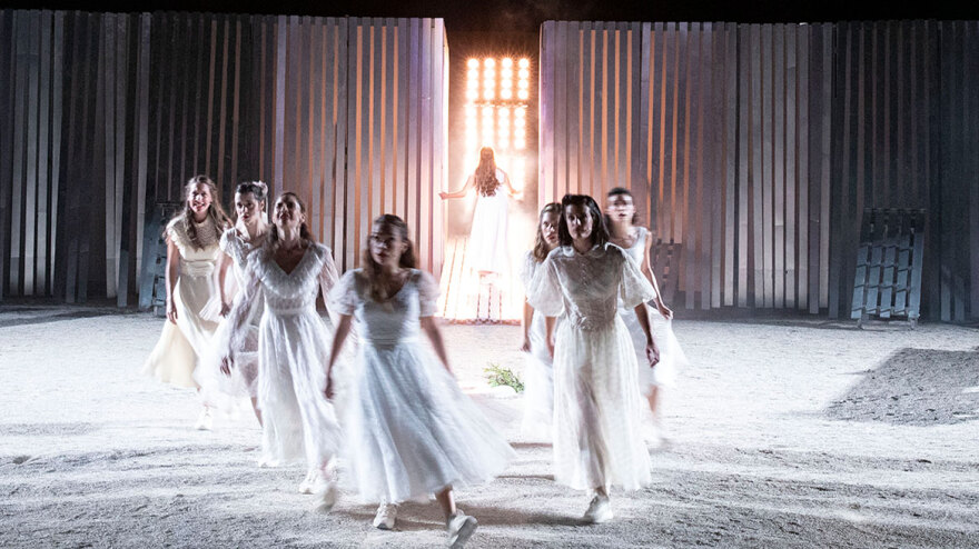 Συγκίνησε η Ιφιγένεια Εν Αυλίδι στην Επίδαυρο