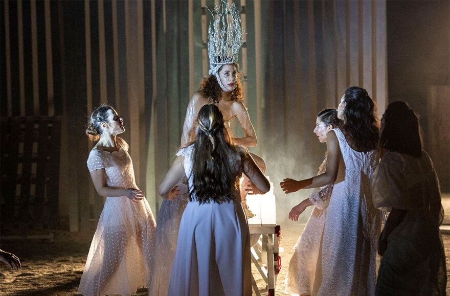 Συγκίνησε η Ιφιγένεια Εν Αυλίδι στην Επίδαυρο