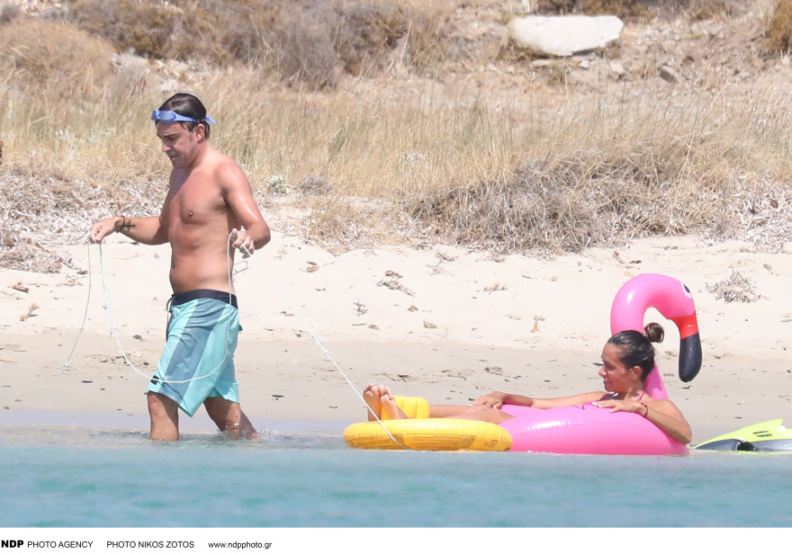 Φερνάντο Αλόνσο: Κάνει διακοπές στη Μύκονο με τη σύντροφό του