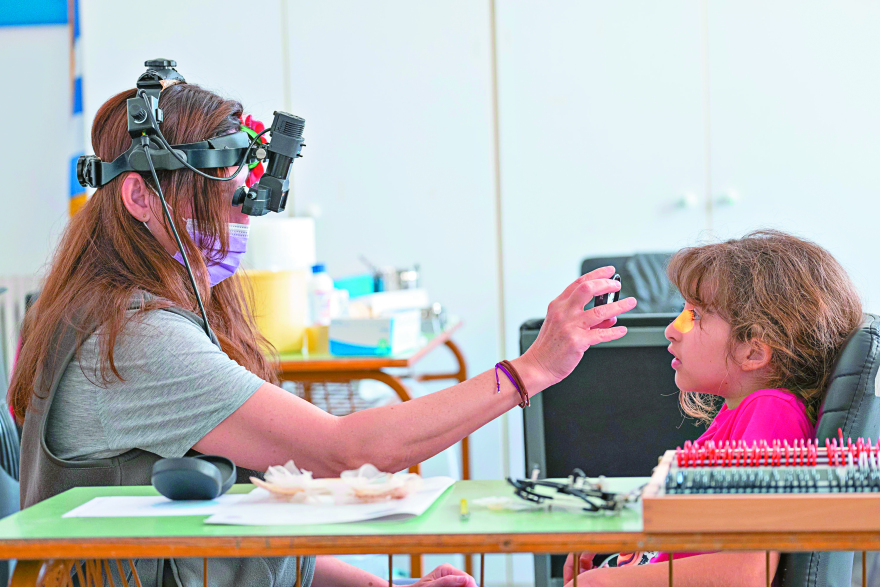 Οι Έλληνες «Ρομπέν των νησιών»: Οι γιατροί που δίνουν το παράδειγμα για το τι σημαίνει εθελοντισμός