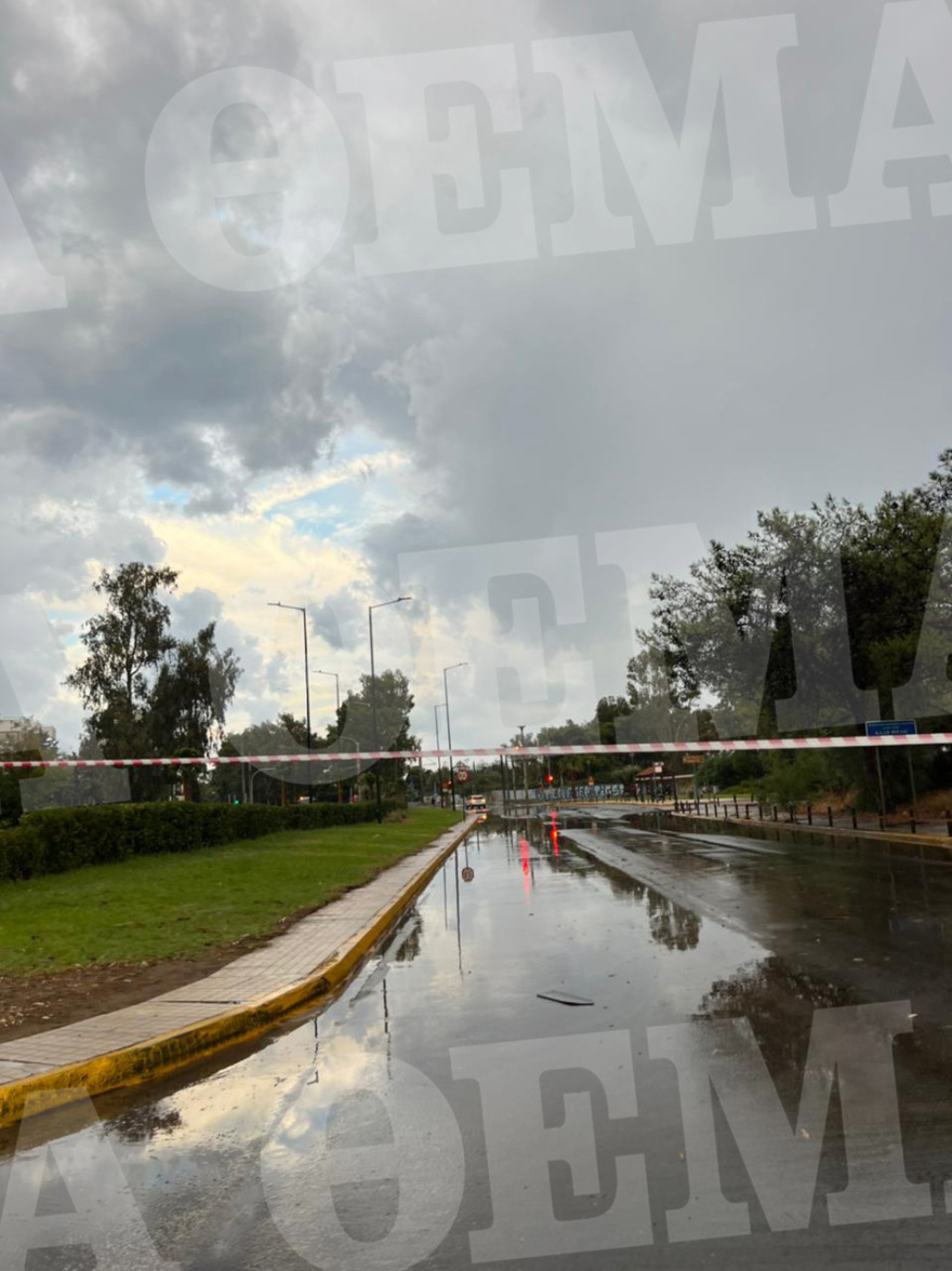 Ισχυρές καταιγίδες έπληξαν την Αττική - 40 χιλιοστά βροχής σε μόλις μία ώρα και πάνω από 2.500 κεραυνοί