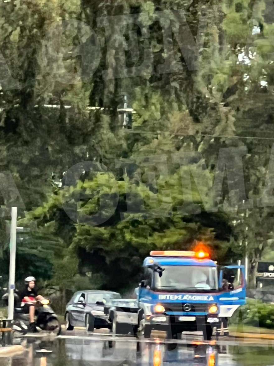 Ισχυρές καταιγίδες έπληξαν την Αττική - 40 χιλιοστά βροχής σε μόλις μία ώρα και πάνω από 2.500 κεραυνοί