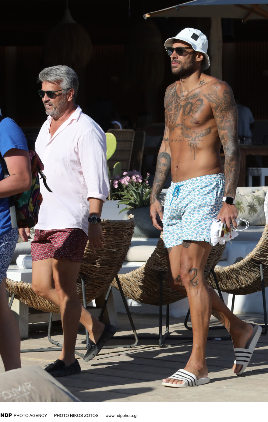 Γιώργος Πρίντεζης - Στέλλα Κωστοπούλου: Διακοπές στη Μύκονο για το ζευγάρι