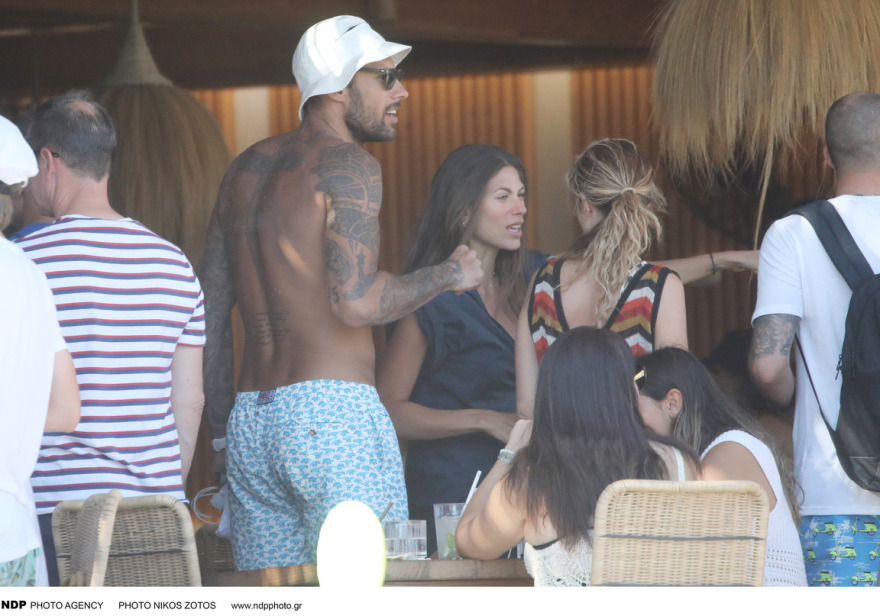 Γιώργος Πρίντεζης - Στέλλα Κωστοπούλου: Διακοπές στη Μύκονο για το ζευγάρι