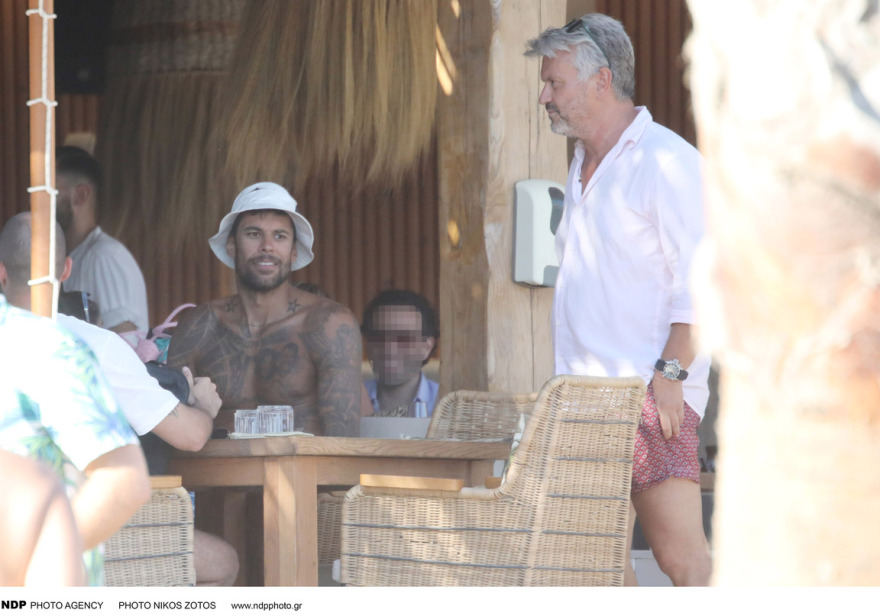 Γιώργος Πρίντεζης - Στέλλα Κωστοπούλου: Διακοπές στη Μύκονο για το ζευγάρι