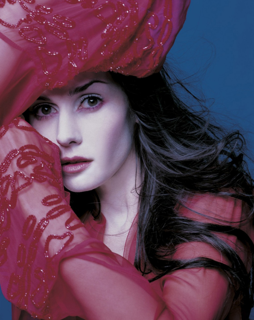 Emma Shaplin: Η Γαλλίδα ντίβα της ποπ όπερας στην Αθήνα