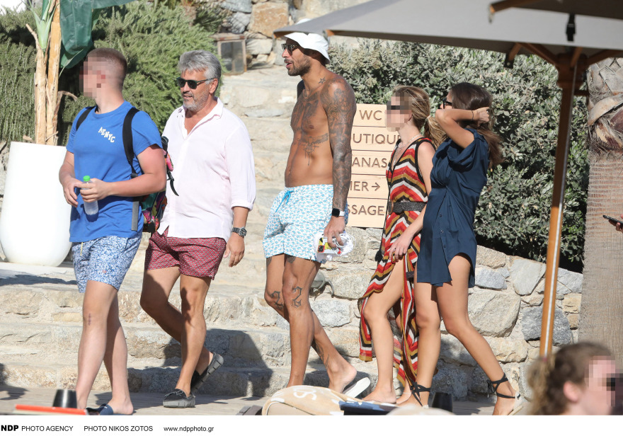 Γιώργος Πρίντεζης - Στέλλα Κωστοπούλου: Διακοπές στη Μύκονο για το ζευγάρι