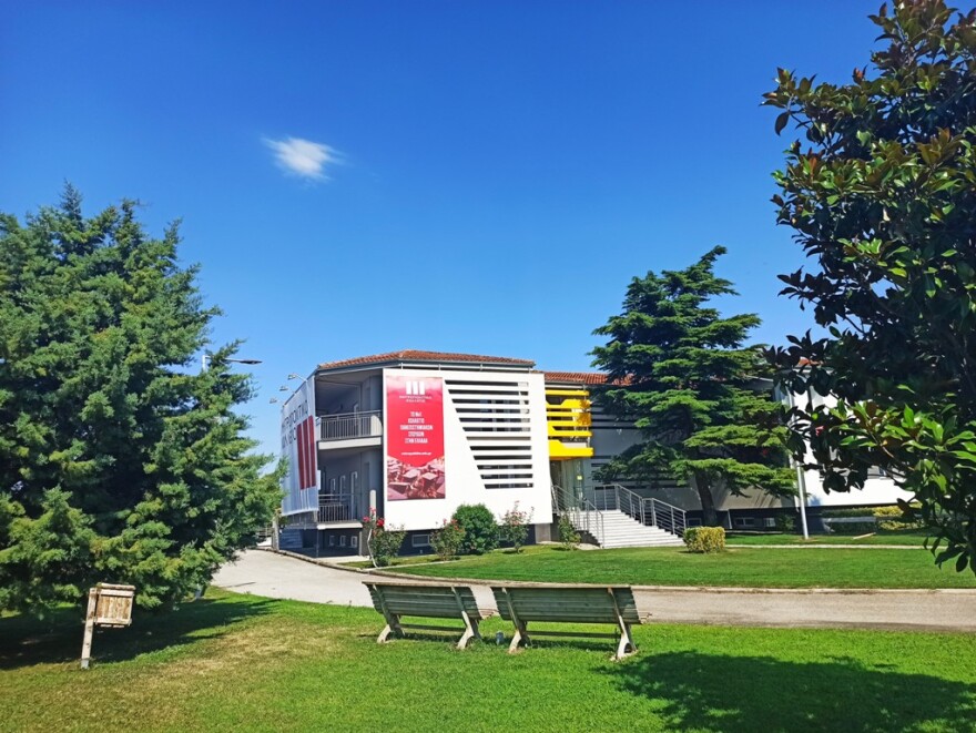  Πανεπιστημιακές Σπουδές στο πιο σύγχρονο εκπαιδευτικό περιβάλλον