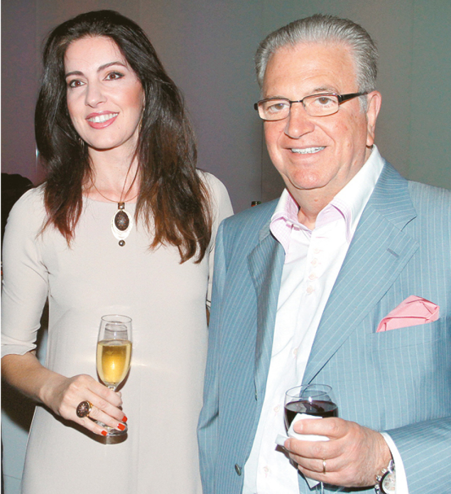 Μαρίνος Παράβαλος: Από το «chateau» της Μυκόνου στον «Παράδεισο» του Μαίναλου