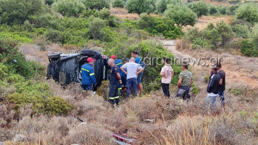 Κρήτη: Σοβαρό τροχαίο στα Χανιά - Αναποδογύρισε το αυτοκίνητο 75χρονης
