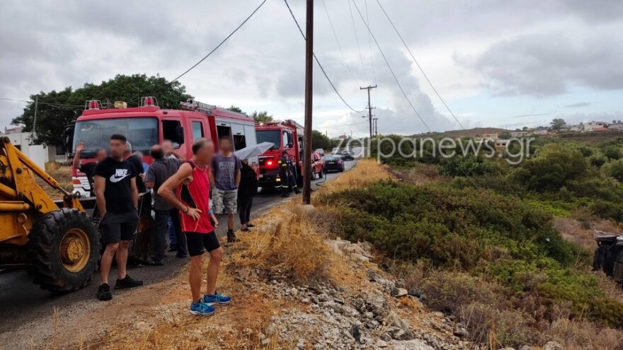 Κρήτη: Σοβαρό τροχαίο στα Χανιά - Αναποδογύρισε το αυτοκίνητο 75χρονης