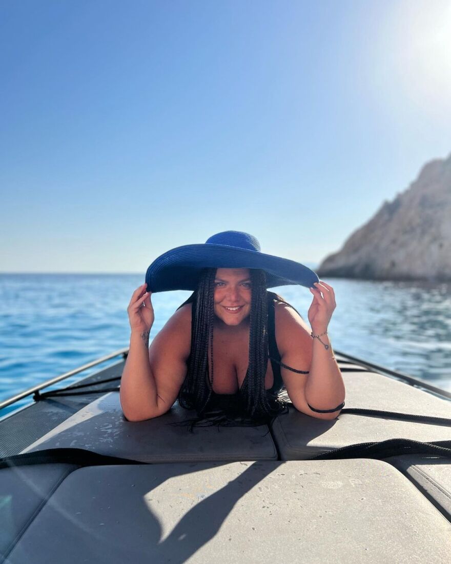 Δανάη Μπάρκα: Επέστρεψε στην καθημερινότητά της και αναπολεί τις καλοκαιρινές διακοπές