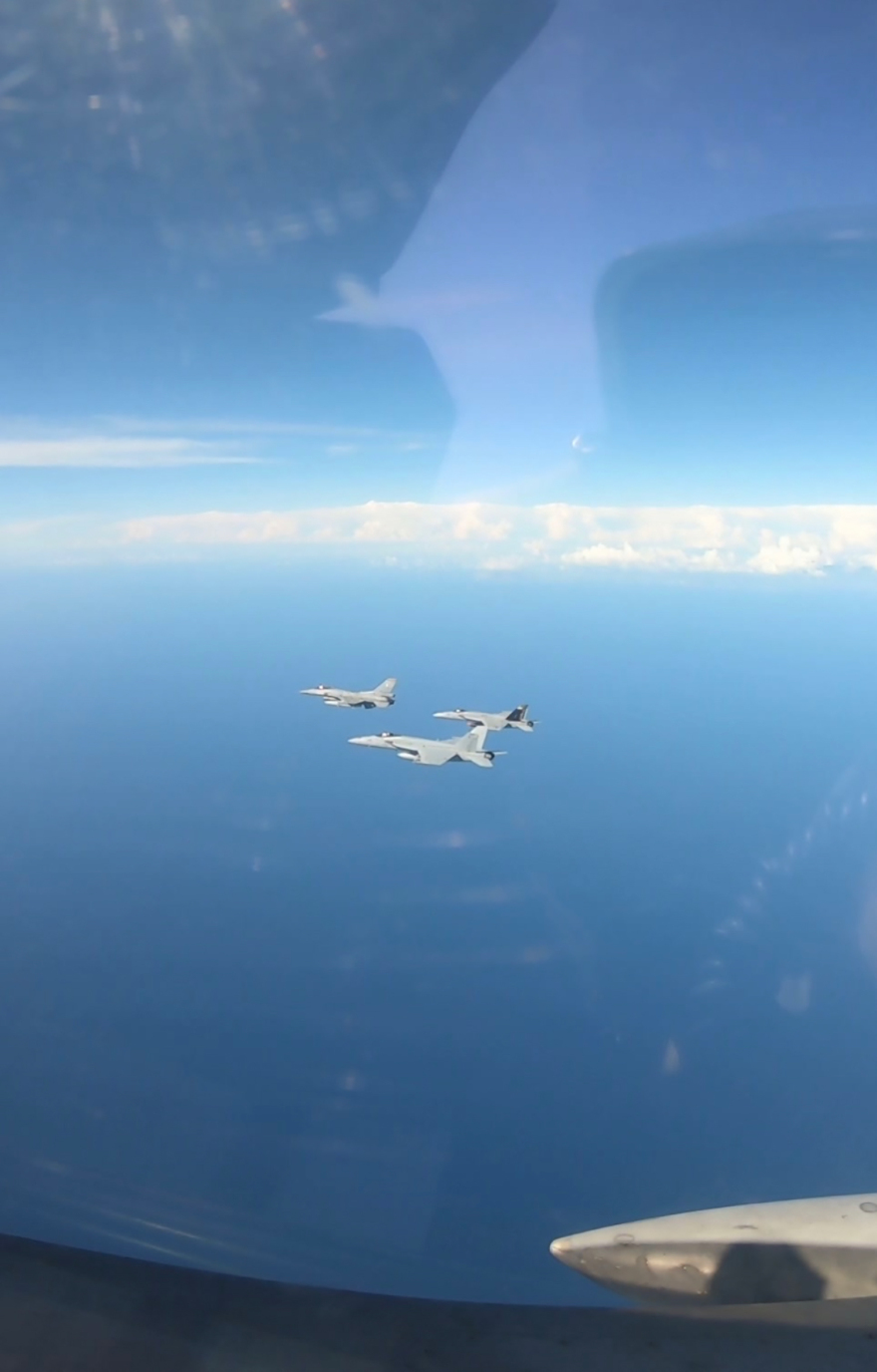 Πολεμική Αεροπορία: Συνεκπαίδευση δυο F-16 με το αεροπλανοφόρο USS Harry S. Truman