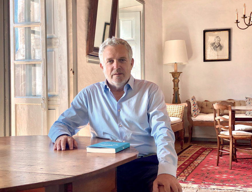 Χρήστος Ζαμπούνης: Ο κυνηγός των χαμένων καλών τρόπων