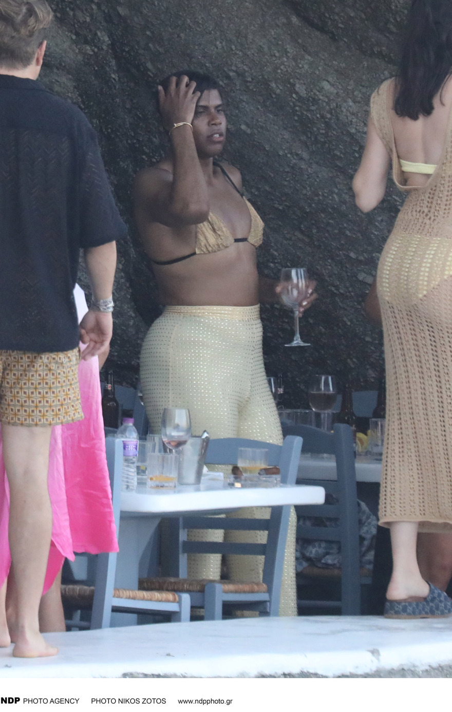 Μάτζικ Τζόνσον: Νέες φωτογραφίες από την εμφάνιση του γιου του στη Μύκονο