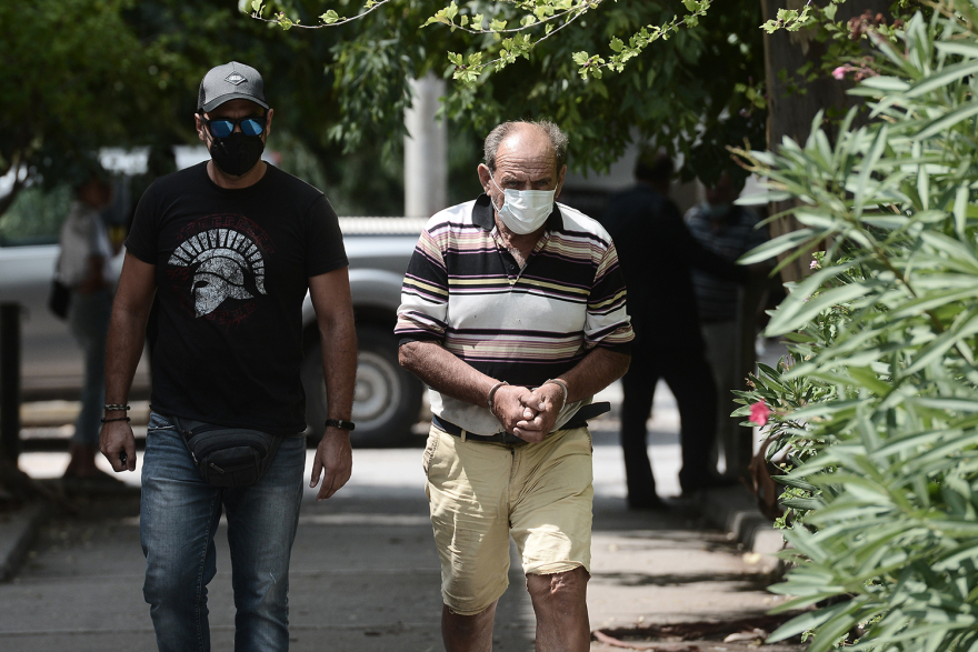 Αλεποχώρι: Πυροβόλησε ευθεία προς τα παιδιά ο 70χρονος - «Περίεργος τύπος» λένε οι γείτονες