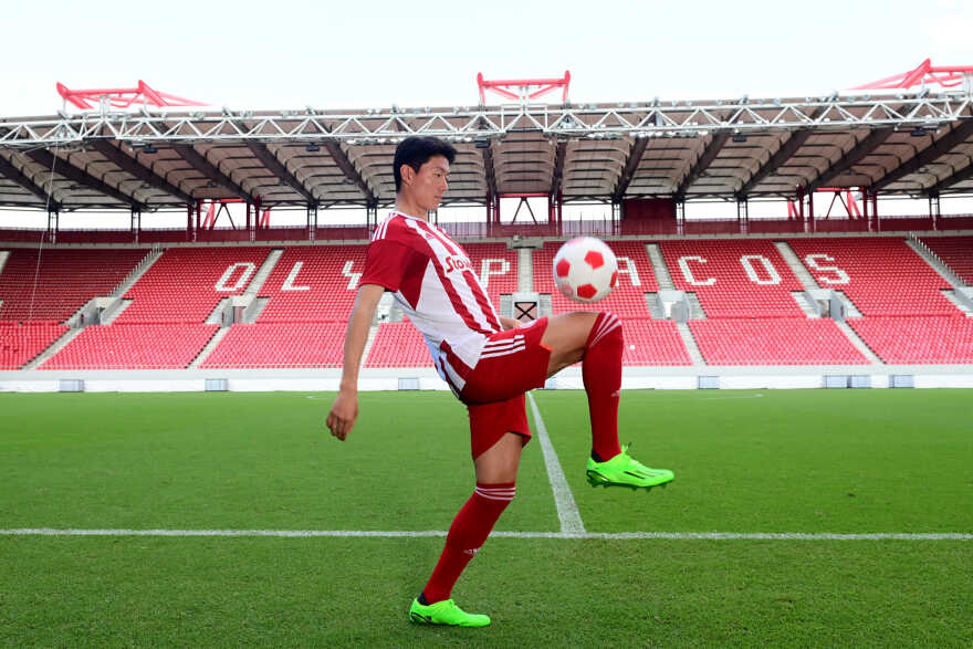 Ολυμπιακός: Ανακοίνωσε τον Ουί Τζο Χουάνγκ