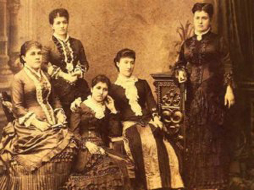 Οι απίστευτες δυσκολίες που συνάντησαν οι Ελληνίδες τον 19ο αιώνα για να σπουδάσουν στο Πανεπιστήμιο