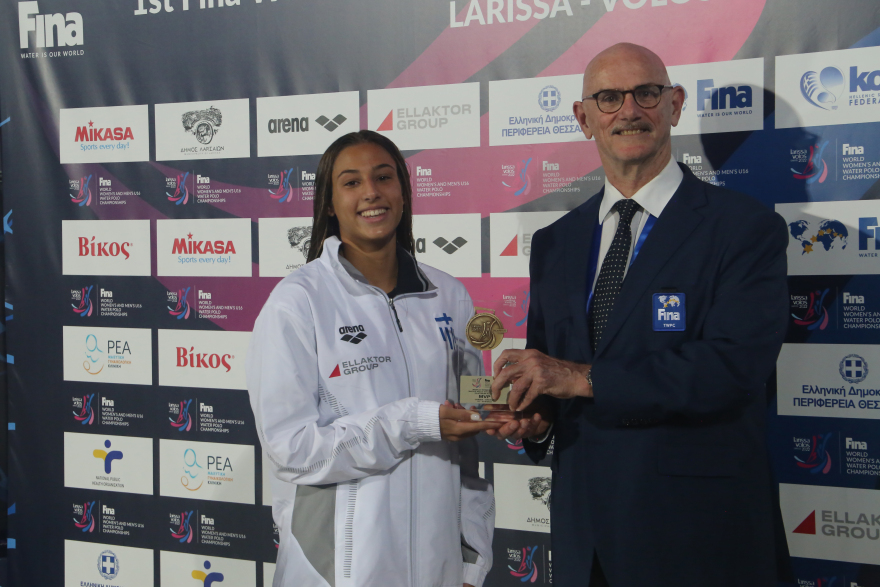 Παγκόσμιο πρωτάθλημα πόλο κορασίδων, Ελλάδα - Ουγγαρία 6-10 : Ασημένιες γοργόνες 