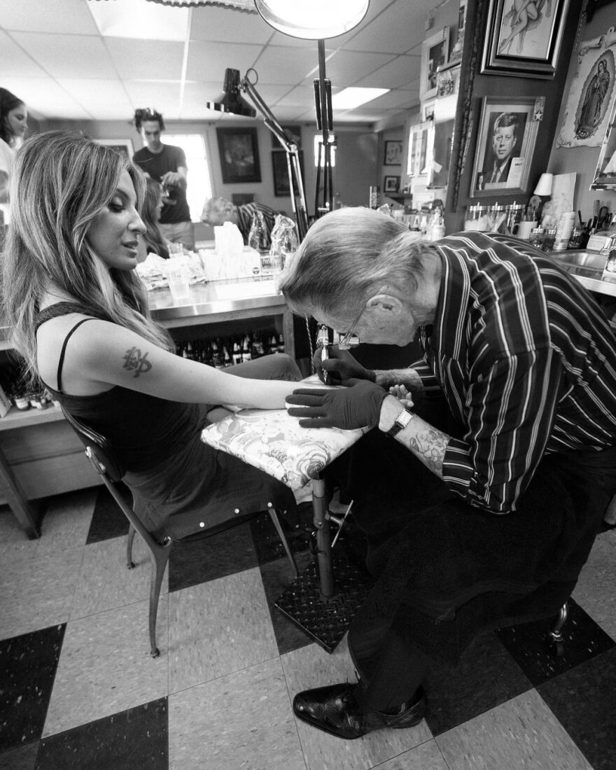 Ρέι Λιότα: Το τατουάζ που έκανε για εκείνον η αρραβωνιαστικιά του, τρεις μήνες μετά τον θάνατό του