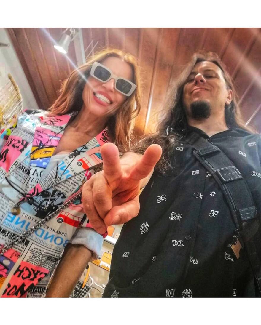 Η Ευρυδίκη ποζάρει με το μπικίνι της