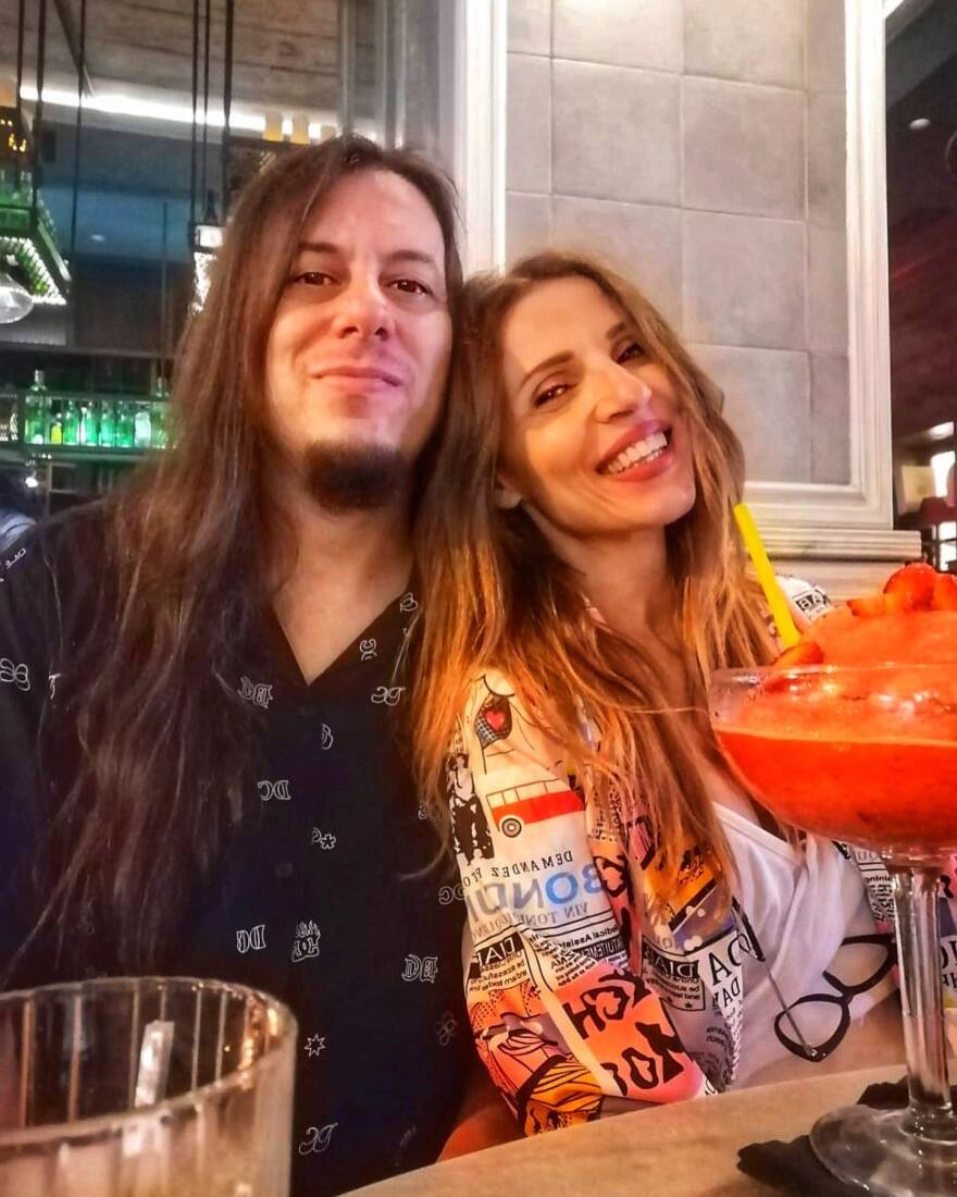 Η Ευρυδίκη ποζάρει με το μπικίνι της